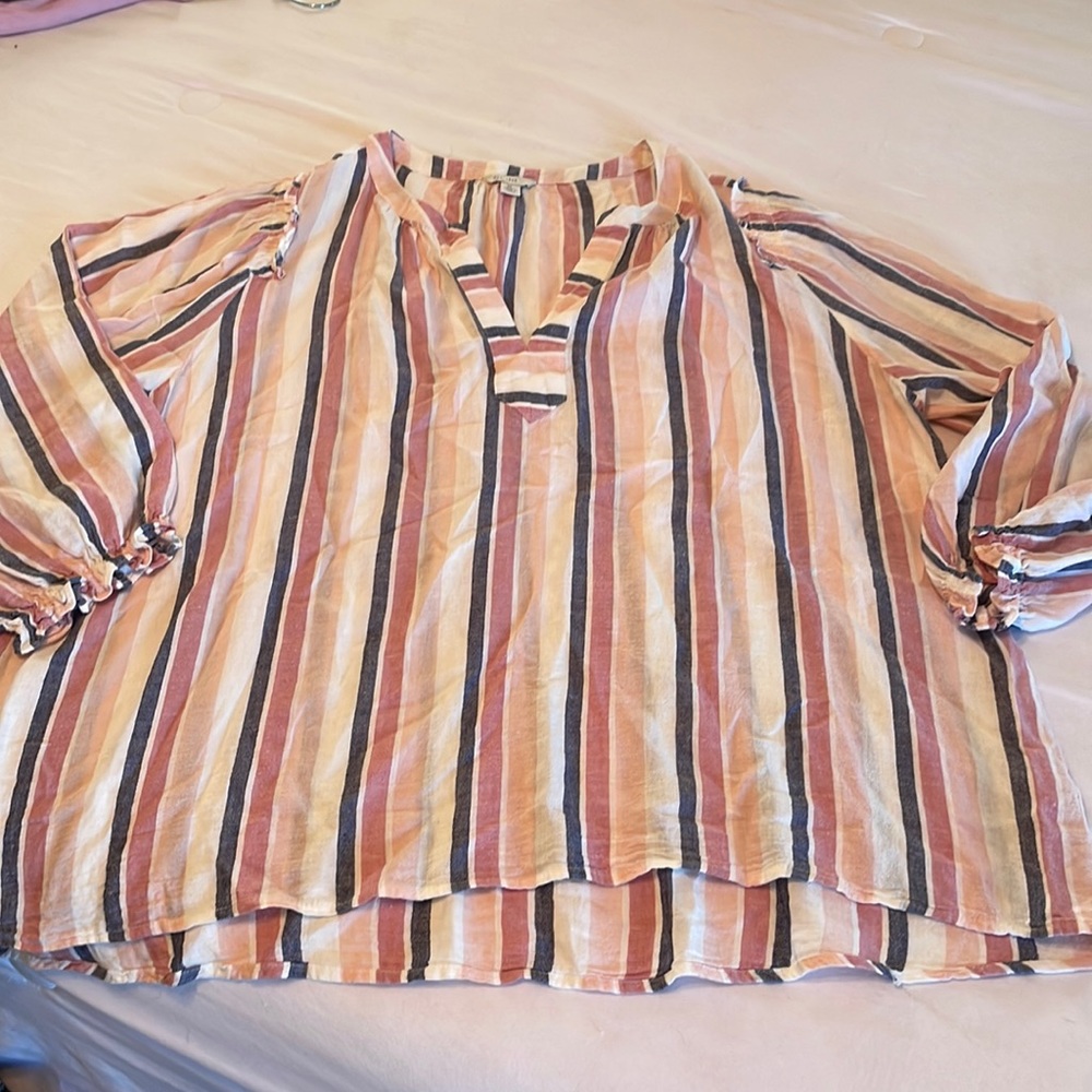 Womens Cato top size X-Large so cool and comfy